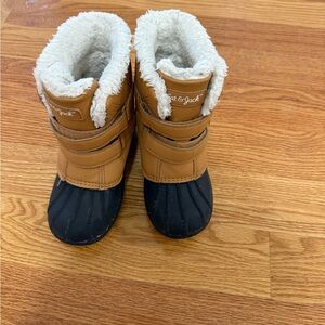 Cat & Jack Tan and Black Kids Boots